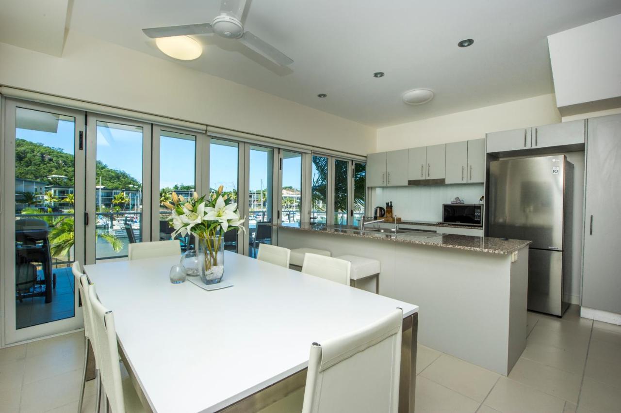 Beachside Magnetic Harbour Apartments Nelly Bay Eksteriør billede