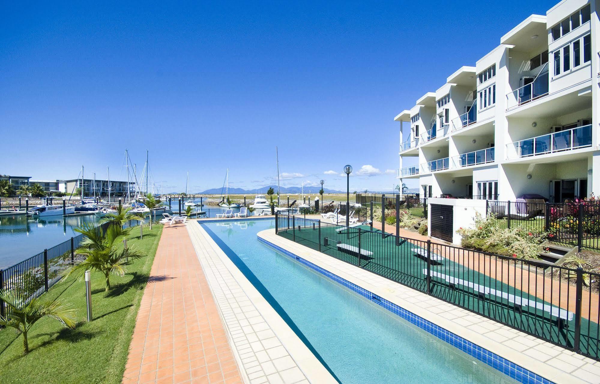 Beachside Magnetic Harbour Apartments Nelly Bay Eksteriør billede
